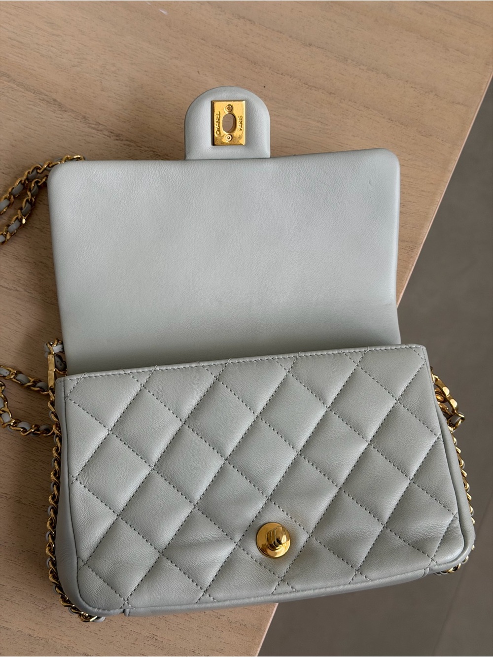 CHANEL Seasonal CC You Flap in Grey Lambskin and GHW - Picture 6 of 7
